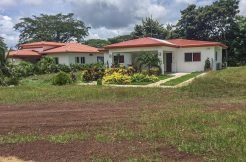 Las Delicias Neighboring Houses