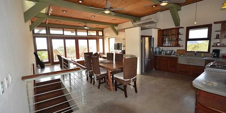 talanguera_townhomes_kitchen_dining_living