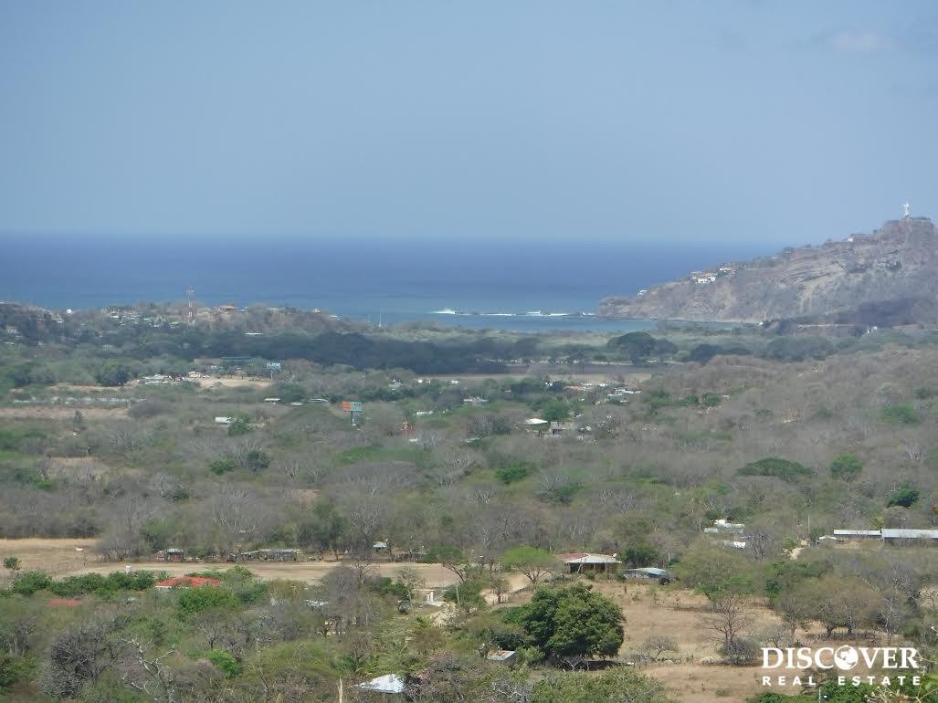Two adjacent lots with SJDS Bay and Costa Rica views, less than 4km to town center