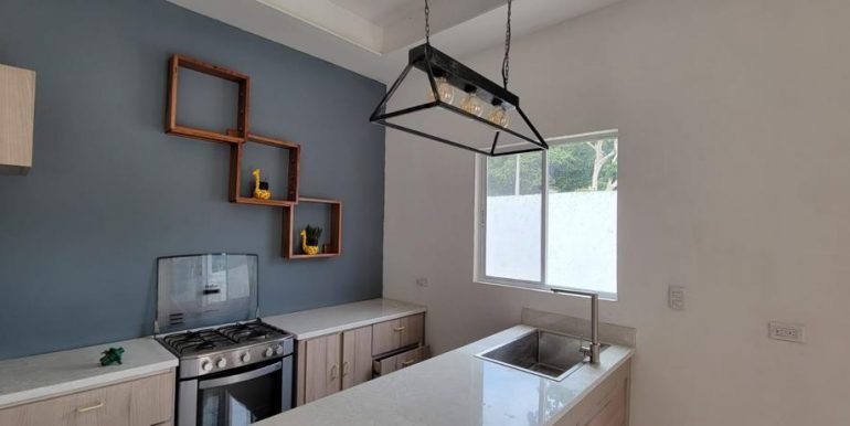 2e2e3bb3-0bd0-4ae6-b256-8a2f4361893e