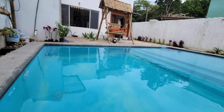 f2c1ec75-fd06-4f44-9f10-6863292233e1