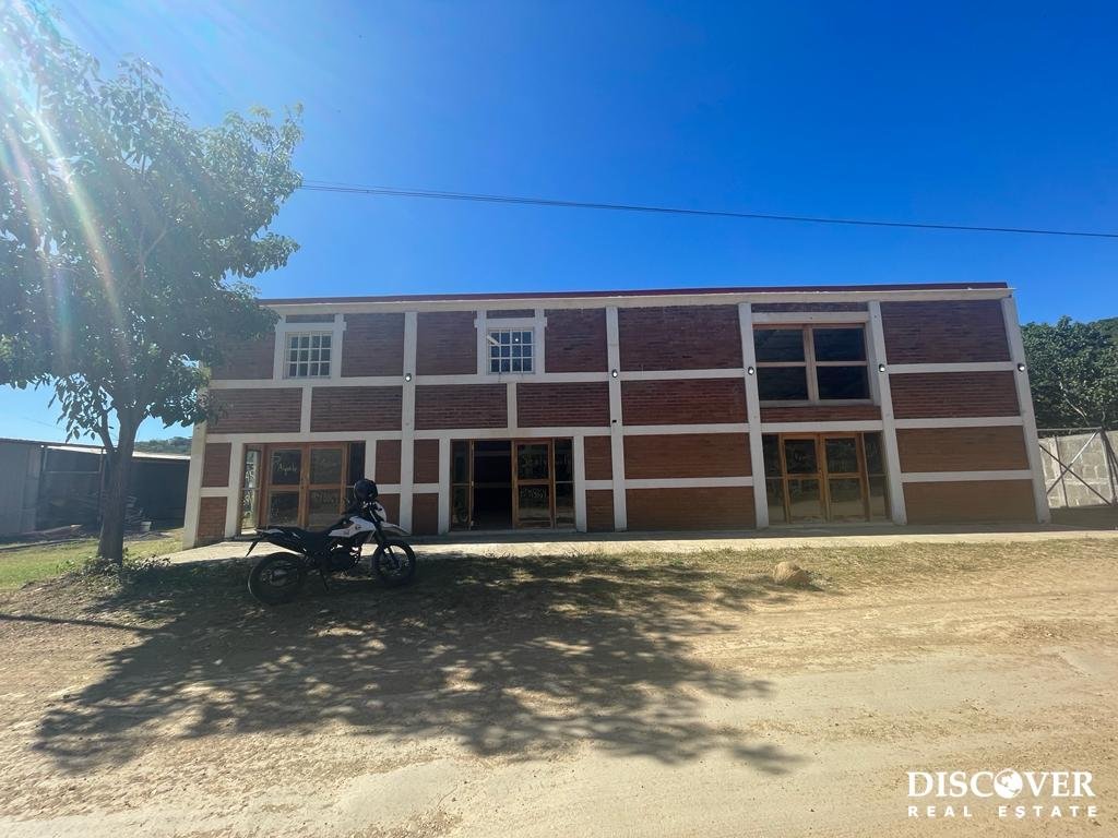 Newly Built Commercial Space, La Chocolata Road! WhatsApp Image 2023-01-25 at 14.56.25 (1)