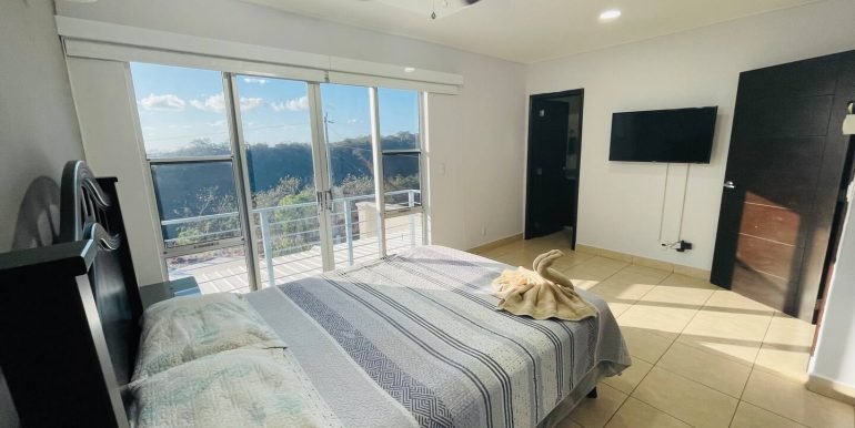 84c5e151-df7f-45ea-bcbc-b880be5bd8c1