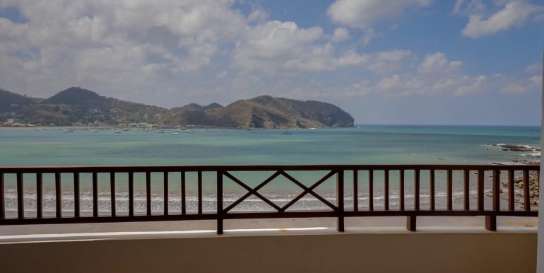 Condo-601C-11-scaled