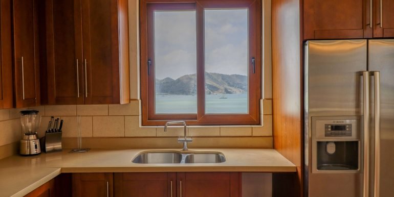 Condo-601C-22-scaled