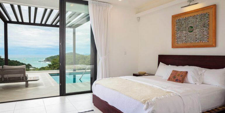 Luxury Home Villa_Artista_Guest_Bed_2_Angle_2_CC_REV