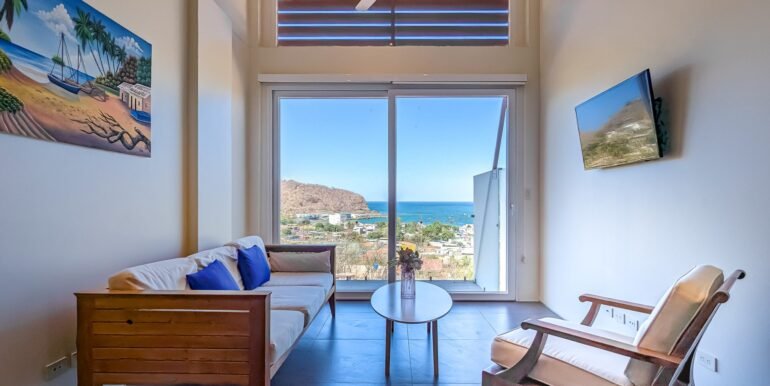 Upscale-Ocean-View-Condo-08