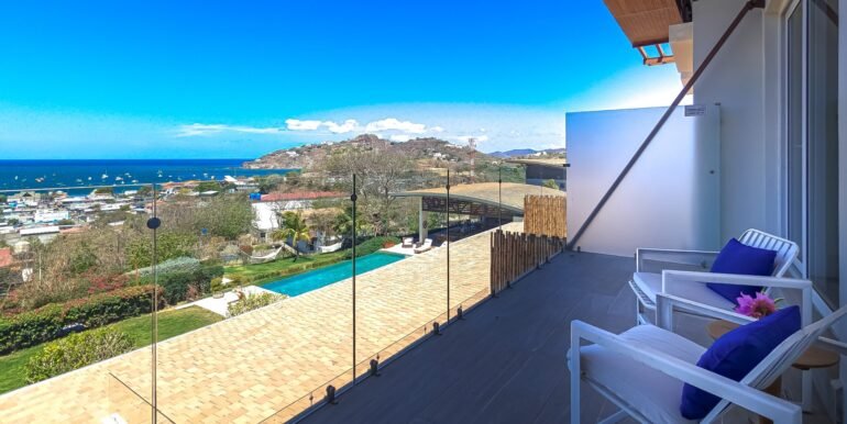 Upscale-Ocean-View-Condo-11