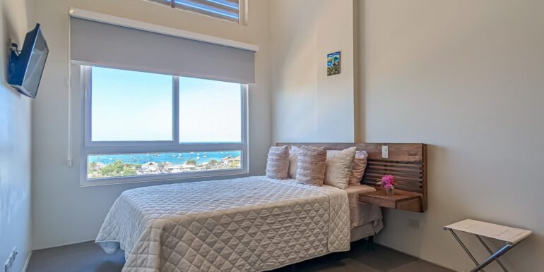 Upscale-Ocean-View-Condo-13
