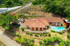 Stunning Oceanview Colonial in Pacific Marlin