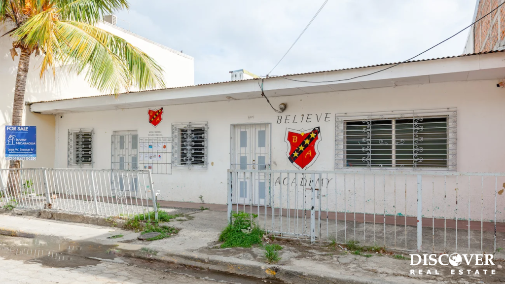 In Town Commercial Property for Development