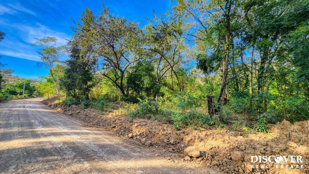 700 Meters Frontage Majagual