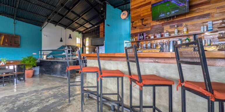 PXL_20250203_181121925