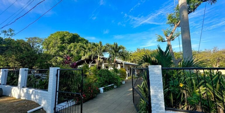 WhatsApp-Image-2024-02-07-at-11.20.24-AM-1