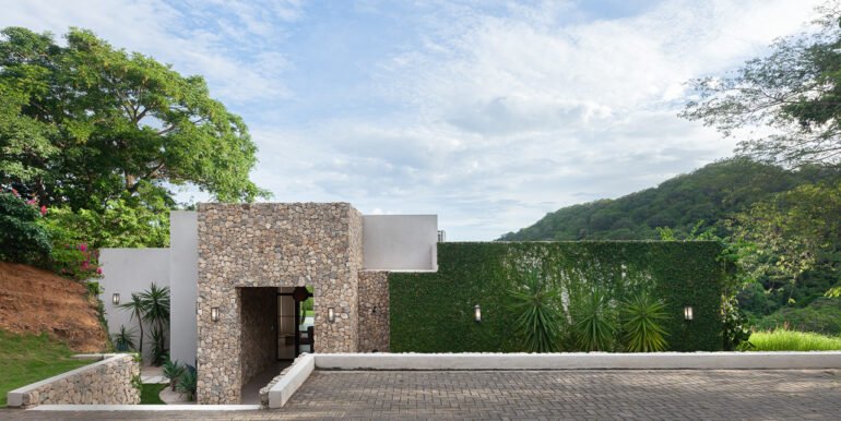 Casa Grillo BSR Carlos Berrios REMAX Coastal Properties -10