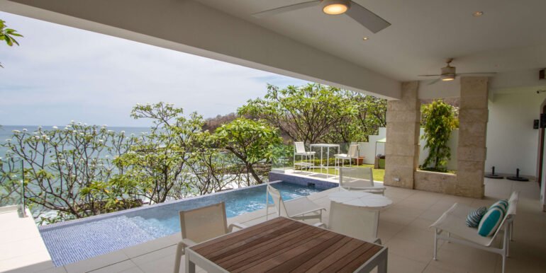 4B718FA9-5E8A-43CC-AC43-52A254084655_3