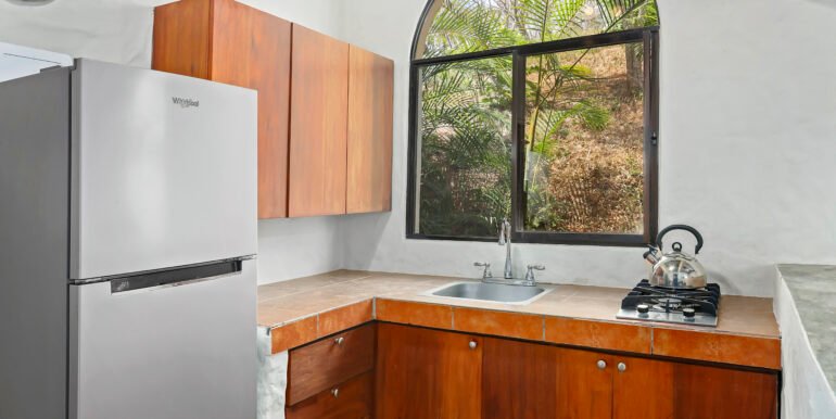 Casa_Guyuacan_Round_II_Casita_Kitchen_CC