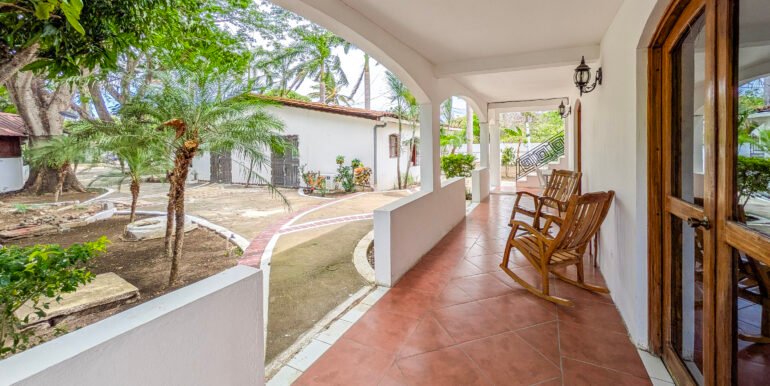 15-PXL_20250522_170532836