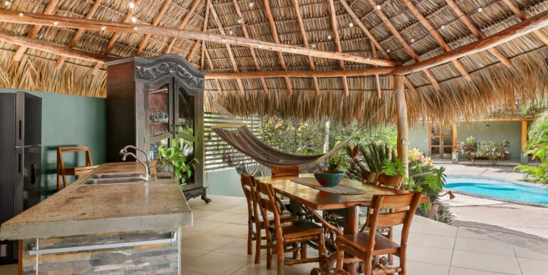 Hidden_Palms_Exterior_Kitchen_Area_1_CC