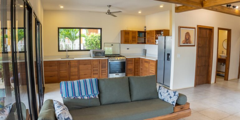 Bungalow -The Agency Nic 21