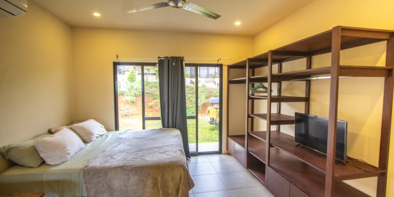 Bungalow -The Agency Nic 33