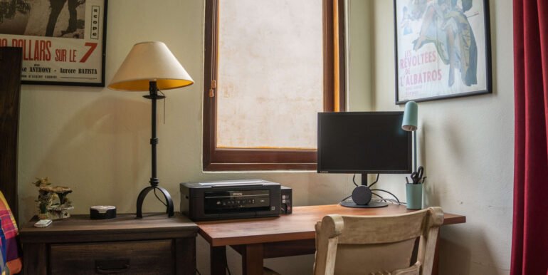 67D051C6-EDA4-40BD-96D1-116B6E5D354D_11