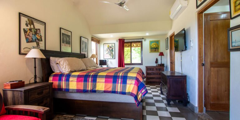 67D051C6-EDA4-40BD-96D1-116B6E5D354D_14