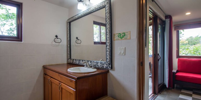 67D051C6-EDA4-40BD-96D1-116B6E5D354D_18