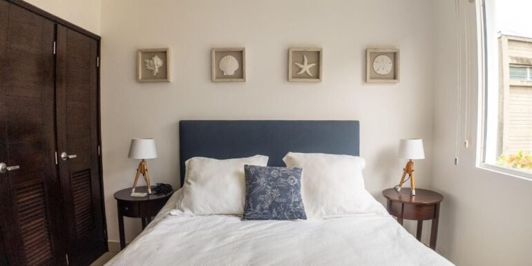 EC9991A4-666A-461B-BC99-468EC4A01104_13