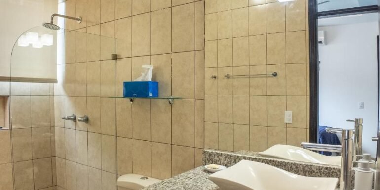 EC9991A4-666A-461B-BC99-468EC4A01104_15