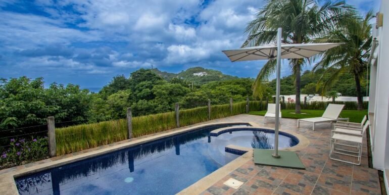 EC9991A4-666A-461B-BC99-468EC4A01104_3