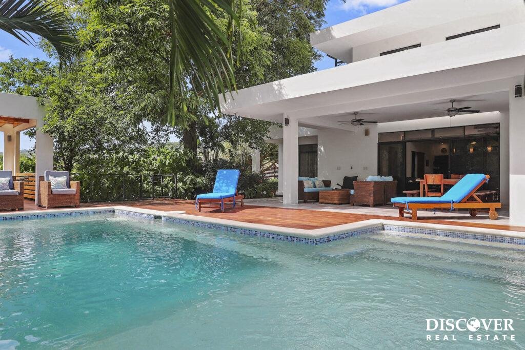 Luxury Oasis in Town - Hidden Garden Retreat in San Juan del Sur