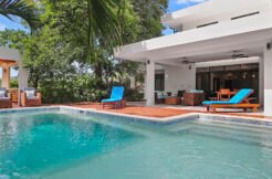 Luxury Oasis in Town - Hidden Garden Retreat in San Juan del Sur