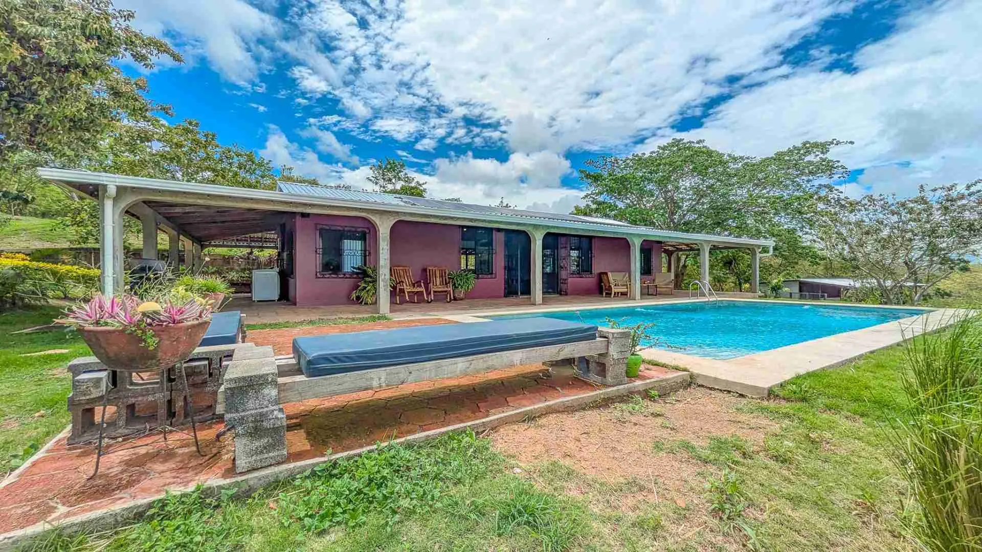 Solar Home with Pool, Casita & Views — Horse Ready Too!