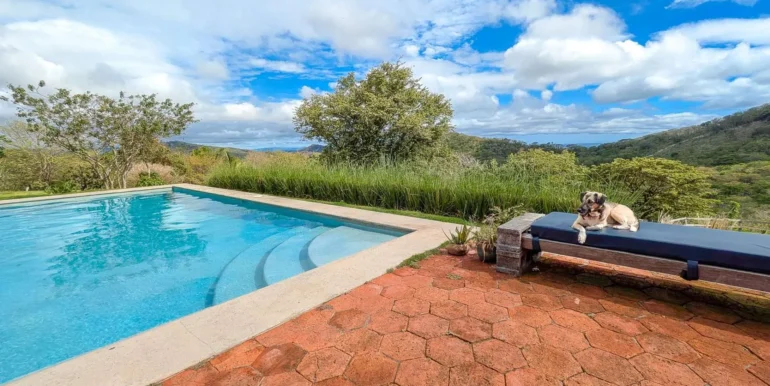 Solar-Home-With-Pool-Casita-Views-04