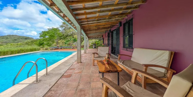 Solar-Home-With-Pool-Casita-Views-08