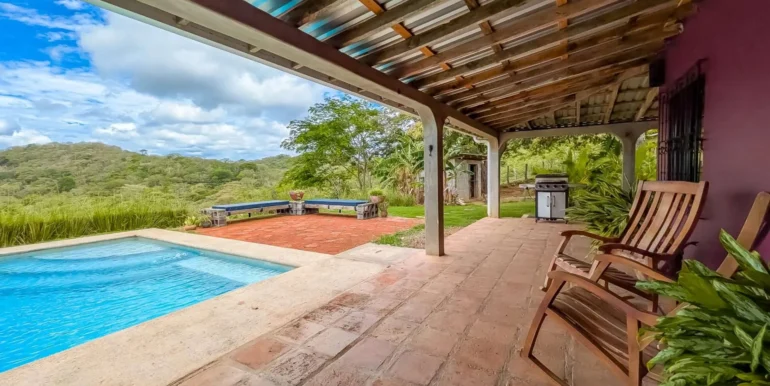 Solar-Home-With-Pool-Casita-Views-10