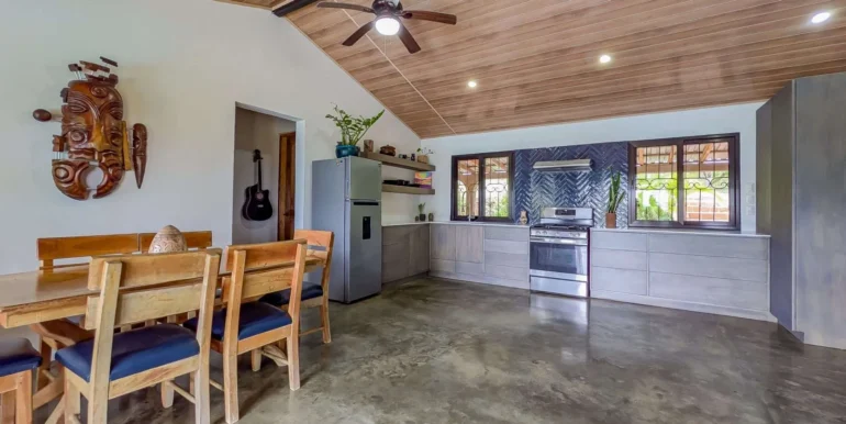 Solar-Home-With-Pool-Casita-Views-17