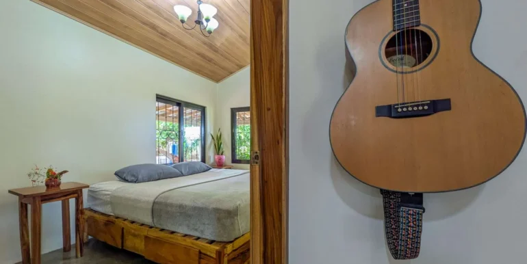 Solar-Home-With-Pool-Casita-Views-18