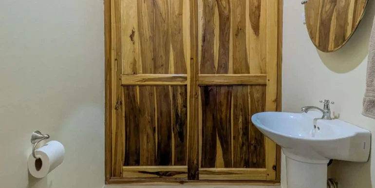 Solar-Home-With-Pool-Casita-Views-21