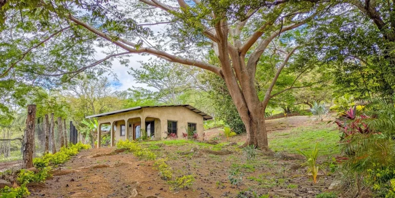 Solar-Home-With-Pool-Casita-Views-29