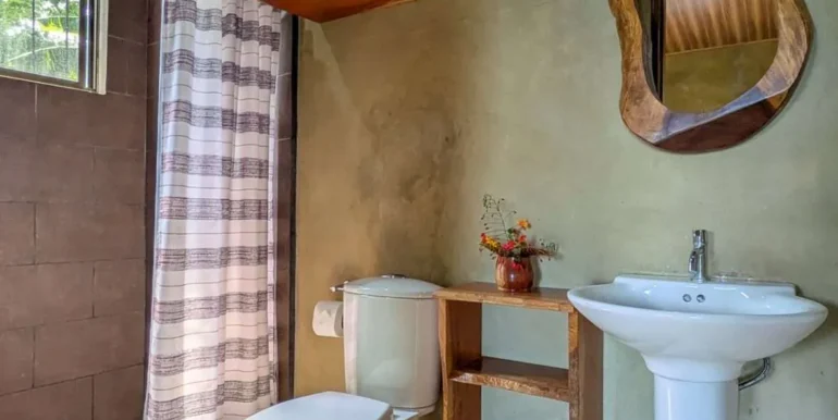 Solar-Home-With-Pool-Casita-Views-37