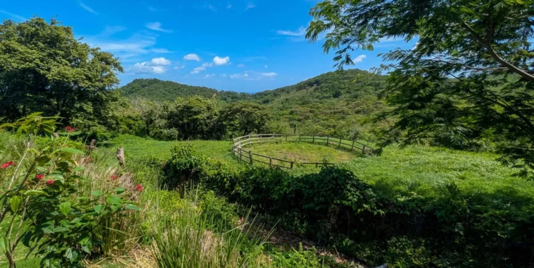 Solar-Home-With-Pool-Casita-Views-41