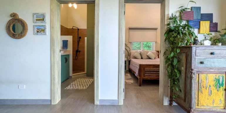 Stylish-Home-San-Juan-del-Sur-with-Pool-and-Ocean-View-04