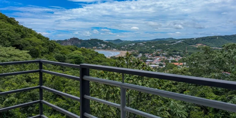 Stylish-Home-San-Juan-del-Sur-with-Pool-and-Ocean-View-22