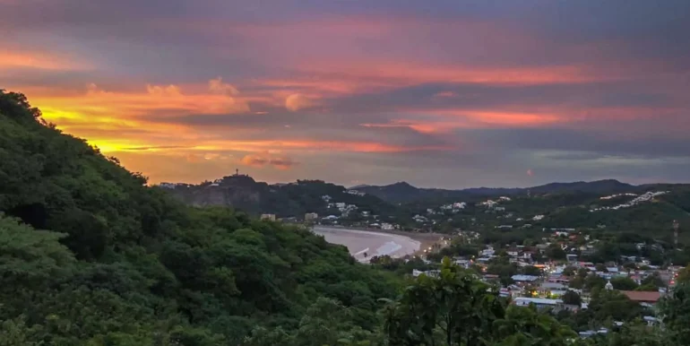 Stylish-Home-San-Juan-del-Sur-with-Pool-and-Ocean-View-27