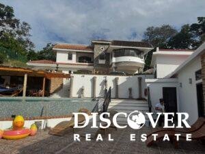 Casa Blanca in El Encanto