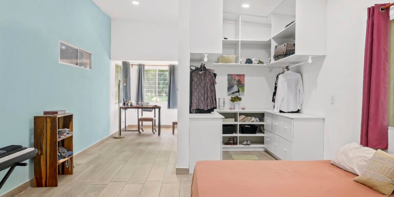 Casa_Sarah_Master_Bedroom_Angle_2_CC