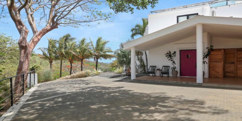 Cassadaga_Exterior_Front_View_CC