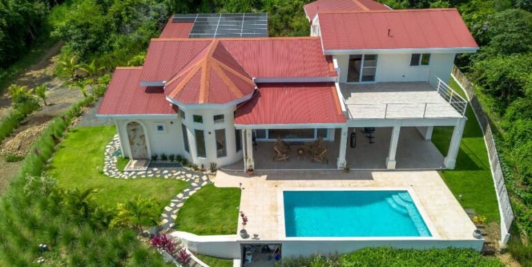 CEE65DFE-2A07-4DA4-B90D-FECD5EC2B5C2_1